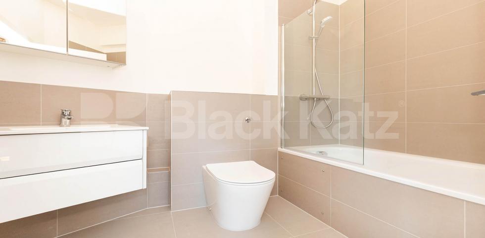 			2 Bedroom, 1 bath, 1 reception Apartment			 SPRINGFIELD HOUSE LOFTS-TYSSEN STREET, DALSTON/HAGGERSTON